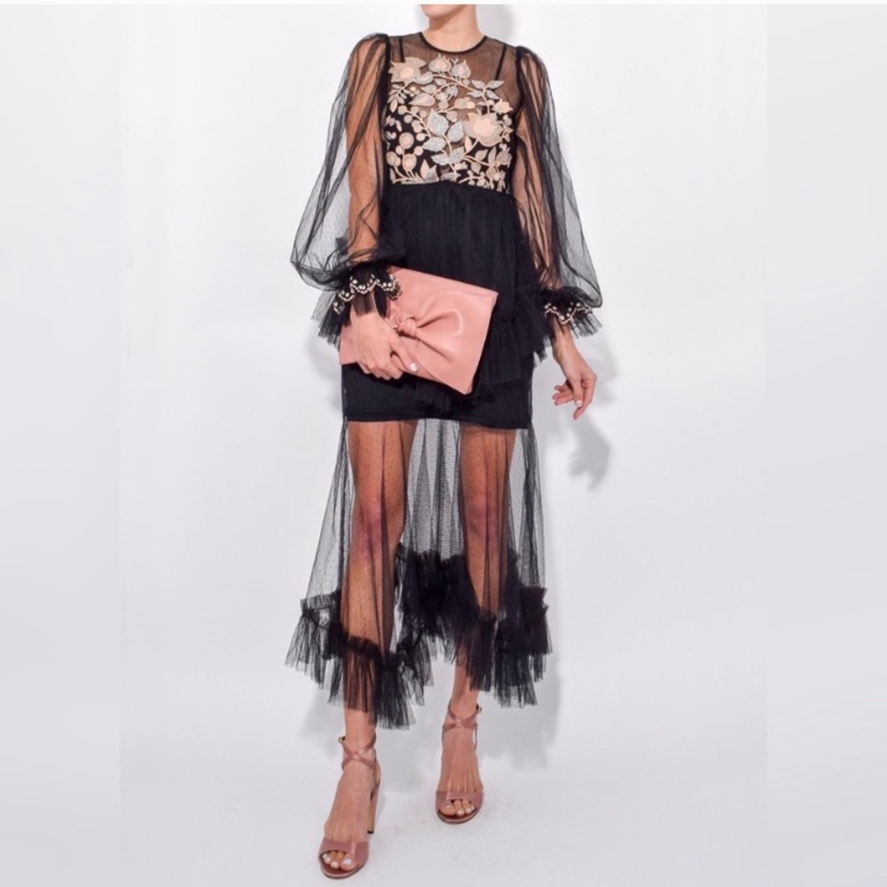 GORGEOUS NEW W/TAGS Alice McCall Lace Midi Dress